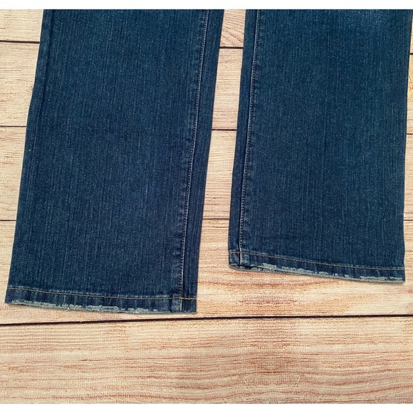 Vintage NWT Tommy Hilfiger Distressed Dark Wash Straight Leg Boyfriend Jeans - Picture 5 of 10